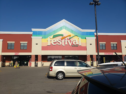 Village Shopping Center, 2418 State Rd, La Crosse, WI 54601, USA, 