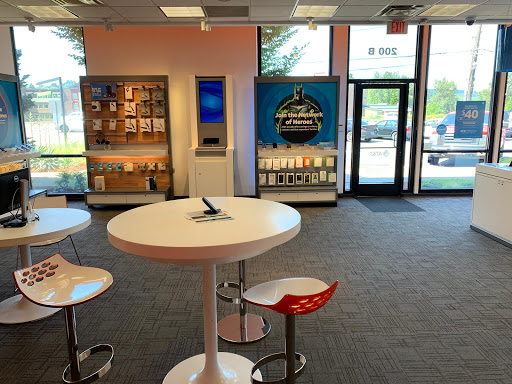 Cell Phone Store «AT&T», reviews and photos, 1900 McLoughlin Blvd #200b, Oregon City, OR 97045, USA