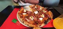 Plats et boissons du Pizzeria Le 9 Pizza à Aix-les-Bains - n°10