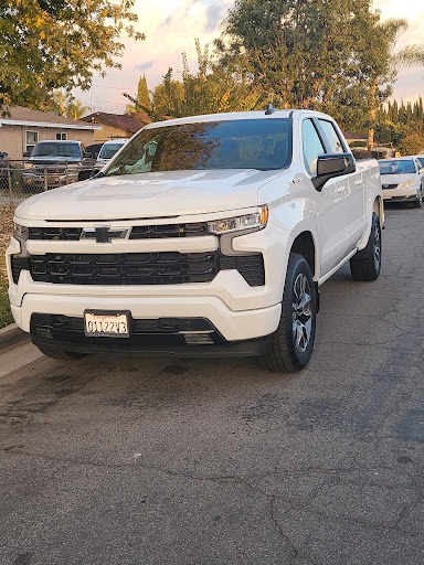 Sierra Chevrolet image