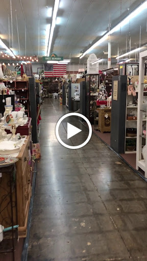 Antique Store «Merchant Square», reviews and photos, 1509 N Arizona Ave, Chandler, AZ 85225, USA