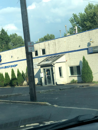 Auto Body Shop «Maaco Collision Repair & Auto Painting», reviews and photos, 1841 W Lincoln Hwy, Langhorne, PA 19047, USA