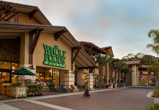 Shopping Mall «Flower Hill Promenade», reviews and photos, 2720 Via De La Valle, Del Mar, CA 92014, USA