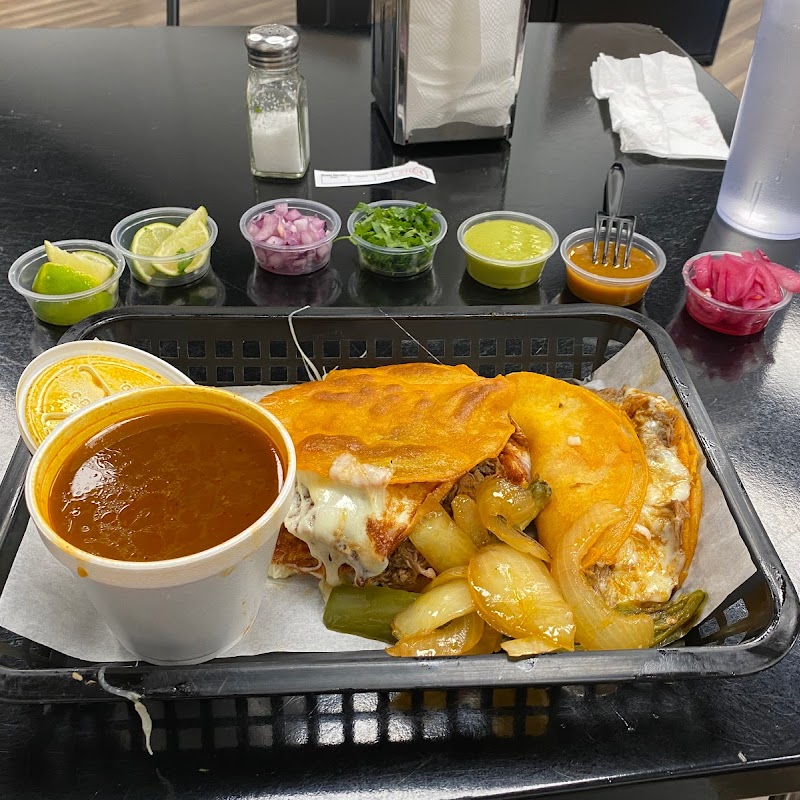 Los Tapatios Taco Grill