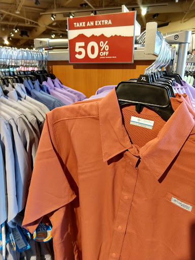 Sportswear Store «Columbia Sportswear Outlet Store - Prime Outlets in Ellenton», reviews and photos, 5661 Factory Shops Blvd #470, Ellenton, FL 34222, USA