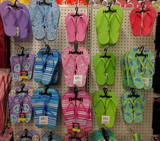 Dollar Store «Dollar Tree», reviews and photos, 3337 Rosecrans St, San Diego, CA 92110, USA