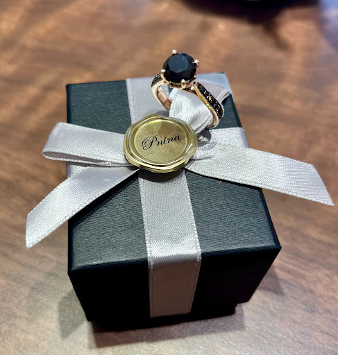 Jewelry Store «Jared The Galleria of Jewelry», reviews and photos, 656 Phoenix Dr, Virginia Beach, VA 23452, USA