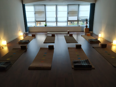 Centro de yoga, Espacio Natura Yoga / La Calma de Bea