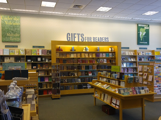 Book Store «Barnes & Noble», reviews and photos, 4100 Summit Plaza Dr, Louisville, KY 40241, USA