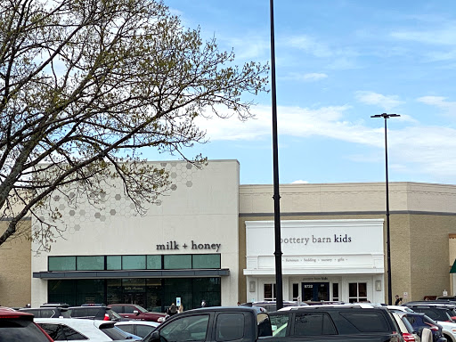 Hair Salon «SALON by milk + honey at the Arboretum Market», reviews and photos, 9722 Great Hills Trail #145, Austin, TX 78759, USA