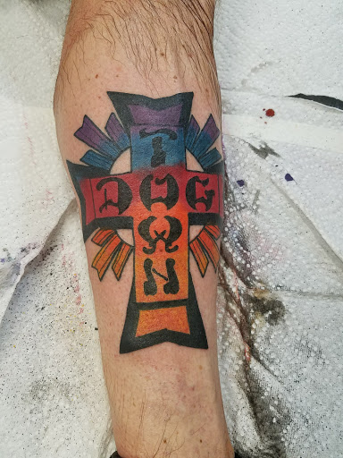 Tattoo Shop «Black Diamond Tattoo», reviews and photos, 412 Lincoln Blvd, Venice, CA 90291, USA