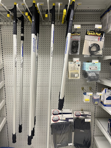 Marine Supply Store «West Marine», reviews and photos, 4141 S 76th St, Greenfield, WI 53220, USA