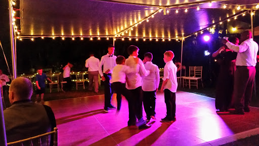 Wine Store «Olde Wine Cellar», reviews and photos, 7932 Main St, Olmsted Falls, OH 44138, USA