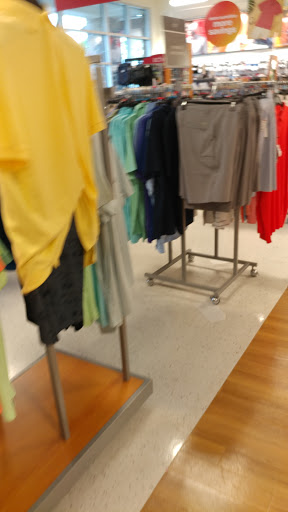 Department Store «T.J. Maxx», reviews and photos, 20 Chapel View Blvd, Cranston, RI 02920, USA