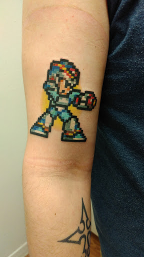 Tattoo Shop «Red Shores Tattoo Co.», reviews and photos, 2909 Baldwin St, Houston, TX 77006, USA