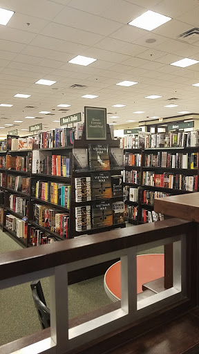 Book Store «Barnes & Noble», reviews and photos, 1758 S Val Vista Dr, Mesa, AZ 85204, USA