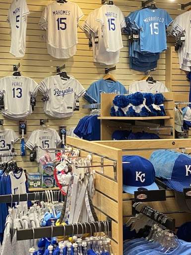 Sportswear Store «Kansas Sampler/Rally House Mission», reviews and photos, 6858 Johnson Dr, Mission, KS 66202, USA