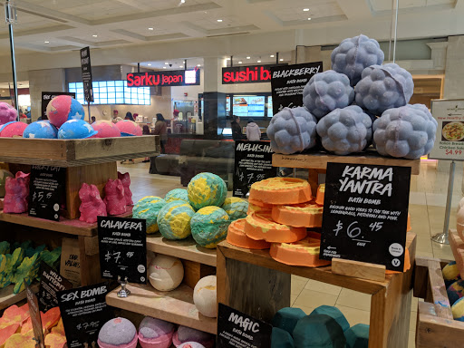 Cosmetics Store «Lush», reviews and photos, 311 Daniel Webster Hwy, Nashua, NH 03060, USA