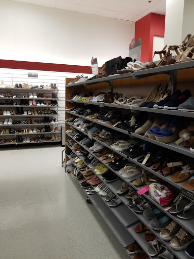Department Store «T.J. Maxx», reviews and photos, 99 Gateway Dr, Mechanicsburg, PA 17055, USA