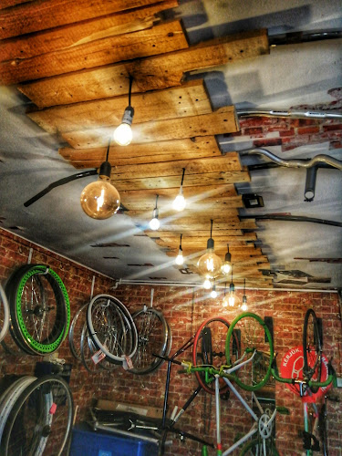 Bicycle Shop Kerékpárszerviz - Kerékpárbolt