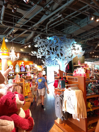 Toy Store «Disney Store», reviews and photos, 395 Santa Monica Place, Santa Monica, CA 90401, USA