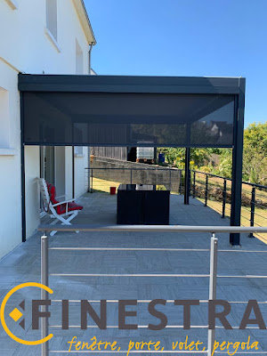 Finestra Fenêtres, portails, portes de garage, pergolas à Lorient