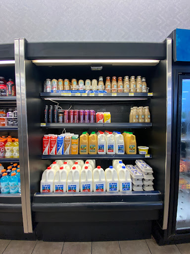 Convenience Store «Quik Stop», reviews and photos, 1510 E Washington St, Petaluma, CA 94954, USA