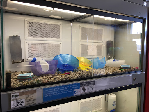 Pet Supply Store «Petco Animal Supplies», reviews and photos, 6612 Richmond Hwy, Alexandria, VA 22306, USA