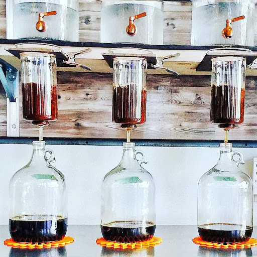 Wine Store «Hidden Track Bottle Shop», reviews and photos, 111 W Monroe St #120, Phoenix, AZ 85003, USA