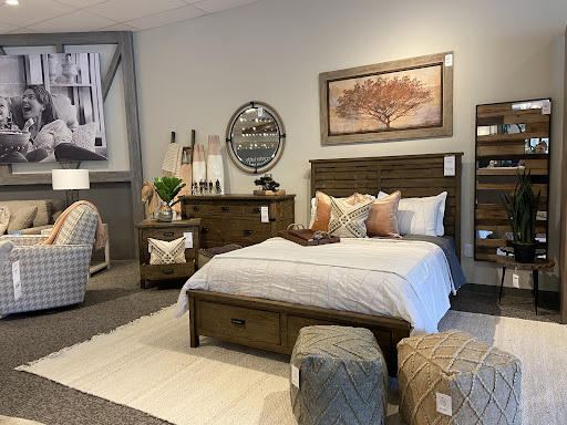 Furniture Store «La-Z-Boy Furniture Galleries», reviews and photos, 4116 Oleander Dr, Wilmington, NC 28403, USA