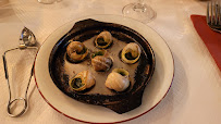 Escargot du Restaurant français Le Vieux Bistrot : Spécialité Fromage, Fondue , Raclette, Pierrades à Paris - n°2