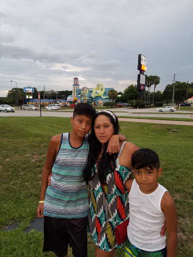 Supermarket «Kings Supermarket & Liquor», reviews and photos, 7562 US-192, Kissimmee, FL 34747, USA