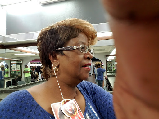 Beauty Supply Store «Hair Art Beauty Outlet & Salon», reviews and photos, 2510 84th St S, Tacoma, WA 98499, USA