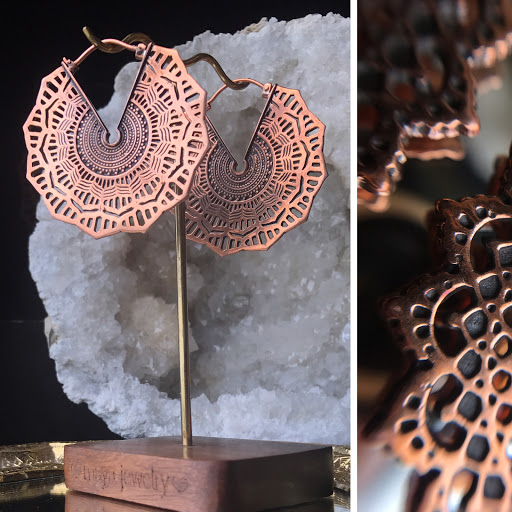 Tattoo Shop «Honest To Goodness Tattoo, Piercing, & Fine Jewelry», reviews and photos, 333 Grandville Ave SW #300, Grand Rapids, MI 49503, USA