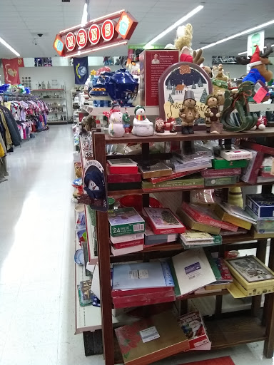 Thrift Store «Red Racks Thrift Store», reviews and photos, 1711 N Glenstone Ave, Springfield, MO 65803, USA