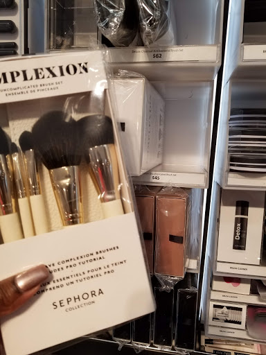 Cosmetics Store «SEPHORA», reviews and photos, 210 Joralemon St, Brooklyn, NY 11201, USA