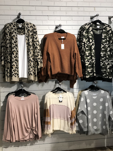 Gift Shop «Under the Carolina Moon», reviews and photos, 141 Patchwork Row, Easley, SC 29640, USA