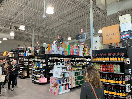 Wine Store «Luekens Liquors», reviews and photos, 944 Patricia Ave, Dunedin, FL 34698, USA