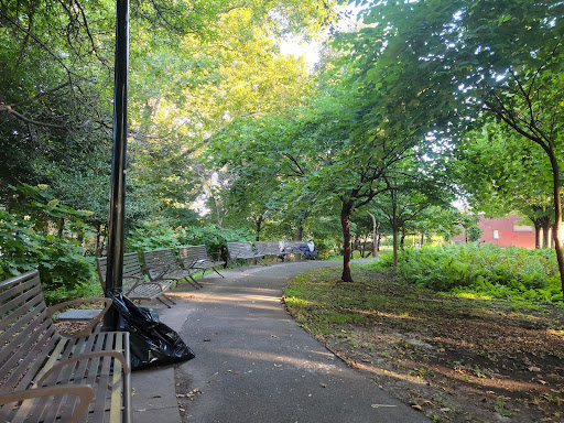 Park «Elmhurst Park», reviews and photos, 57th Ave & Grand avenue, Queens, NY 11373, USA
