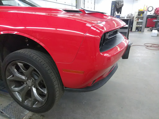 Auto Body Shop «Jackie Mauldins Collision Repair», reviews and photos, 561 Woodruff Rd, Greenville, SC 29607, USA