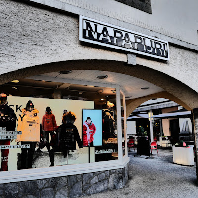 Napapijri Chamonix à Chamonix-Mont-Blanc