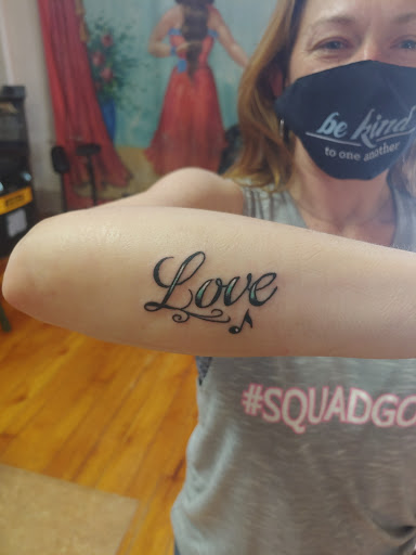 Tattoo Shop «Mothers Tattoo», reviews and photos, 617 Main St, Covington, KY 41011, USA