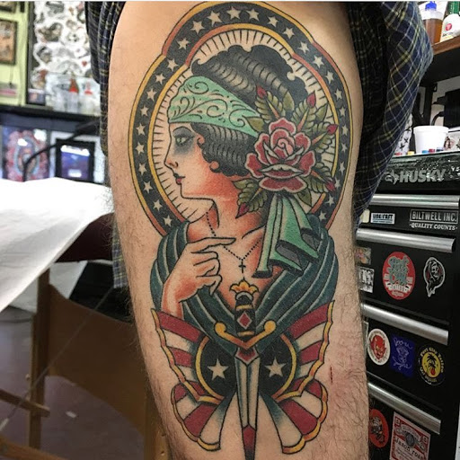 Tattoo Shop «American Graffiti Tattoo & Piercing», reviews and photos, 608 12th St, Sacramento, CA 95814, USA