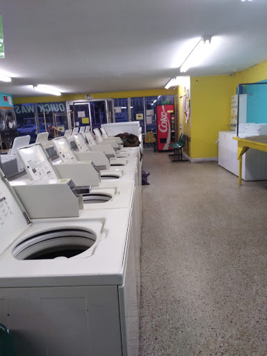 Laundromat «24 Hour Coin Laundry», reviews and photos, 611 James Lee Rd, Fort Walton Beach, FL 32547, USA