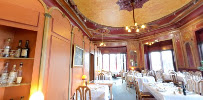 Atmosphère du Restaurant gastronomique Le Saint Hilaire by Sébastien Rath à Saint-Hilaire-de-Brethmas - n°16
