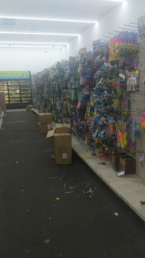 Discount Store «Go 1 Dollar Off Lawrence LLC», reviews and photos, 73 Winthrop Ave # 7, Lawrence, MA 01843, USA