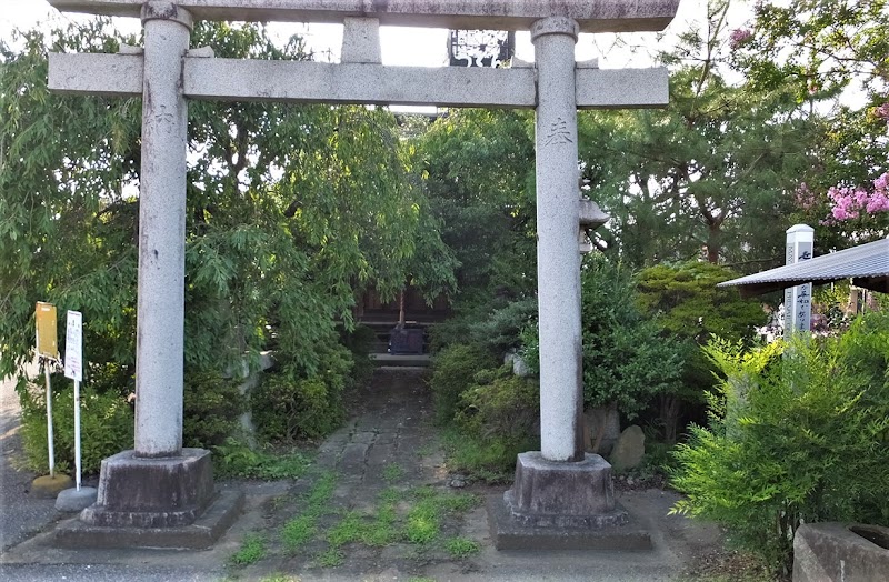 竹生島神社