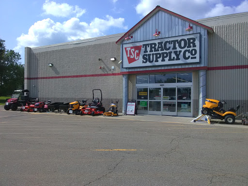 Home Improvement Store «Tractor Supply Co.», reviews and photos, 180 Great Oaks Trail a, Wadsworth, OH 44281, USA