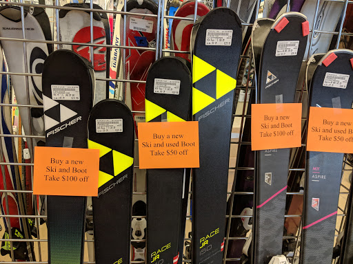 Sporting Goods Store «Play It Again Sports- Chesterfield, MI», reviews and photos, 50607 Gratiot Ave, Chesterfield, MI 48051, USA