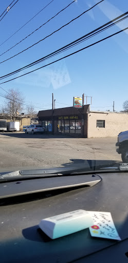 Used Car Dealer «Huggard and Ewing», reviews and photos, 1305 Washington St, Stoughton, MA 02072, USA